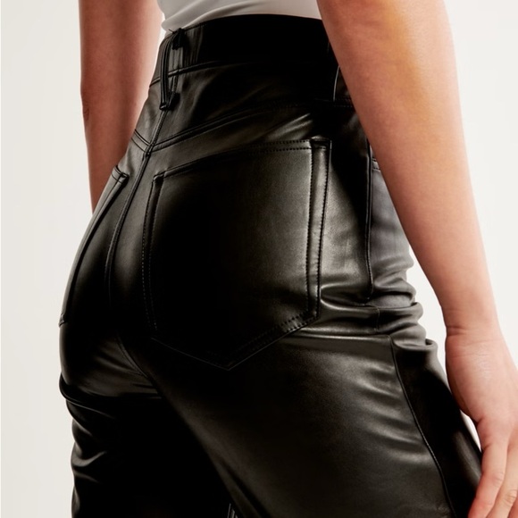 NWT Abercrombie and Fitch Ultra High Rise 90s Straight Vegan Leather Pants - Picture 8 of 14